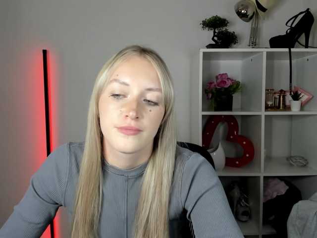 EvelynBlond