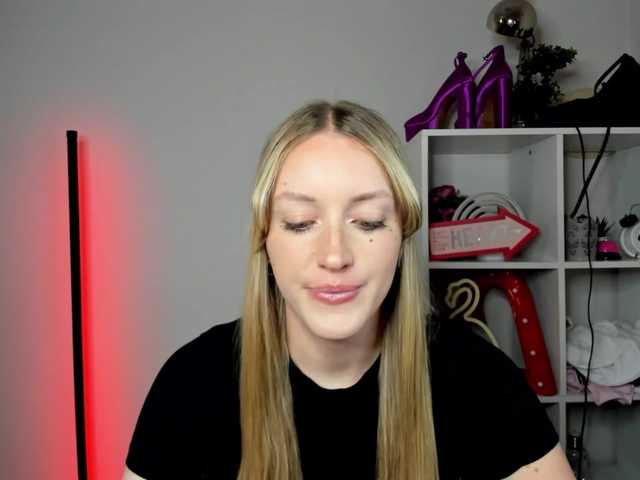 EvelynBlond