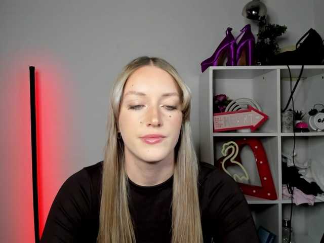 Preview of evelynblond26