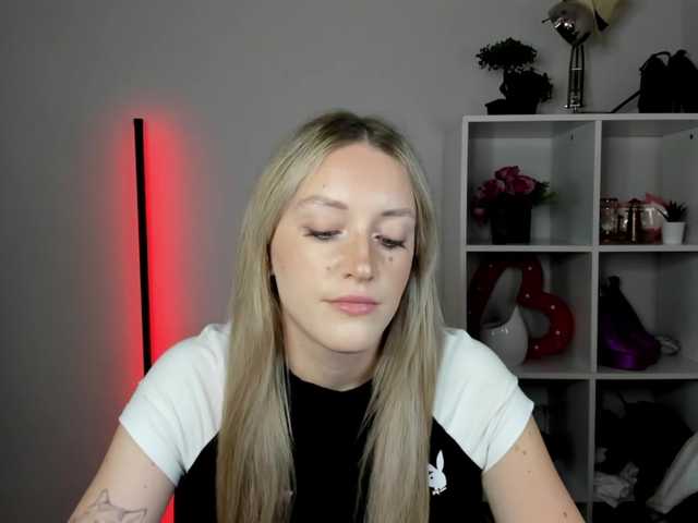 EvelynBlond