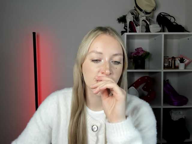 EvelynBlond