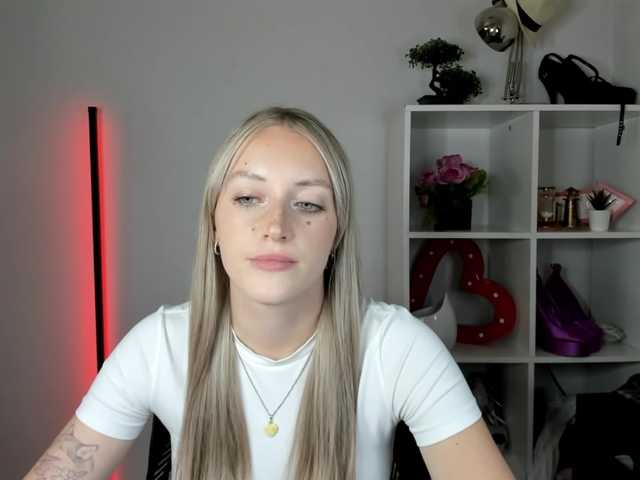 EvelynBlond