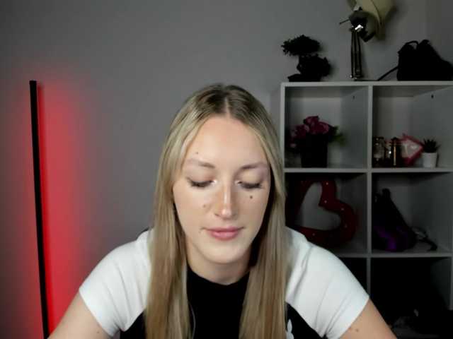 EvelynBlond26 preview