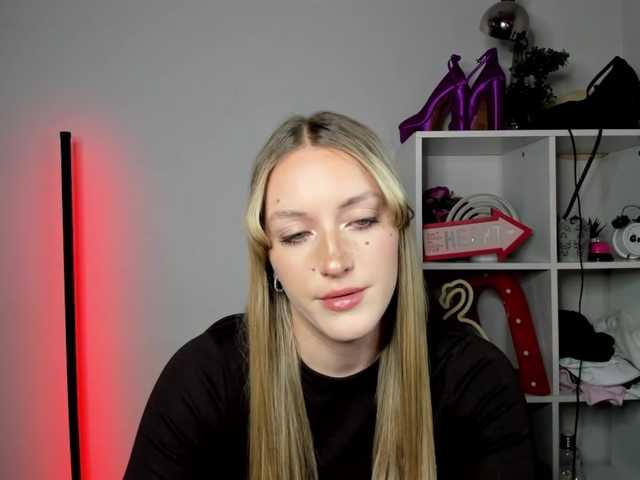 EvelynBlond