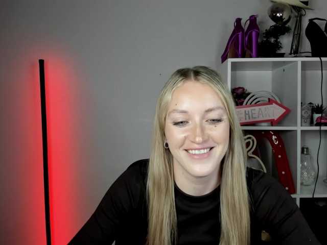 EvelynBlond