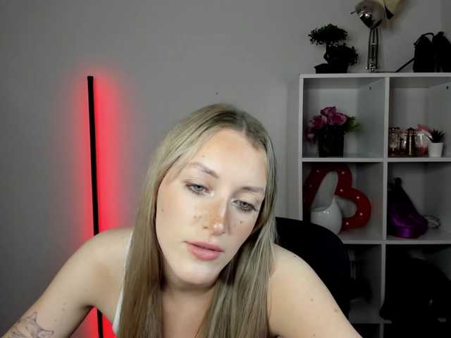 EvelynBlond