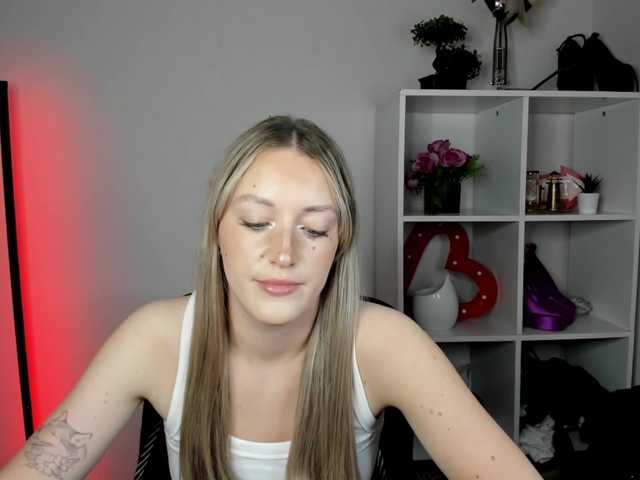 EvelynBlond