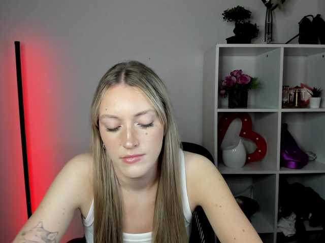 EvelynBlond