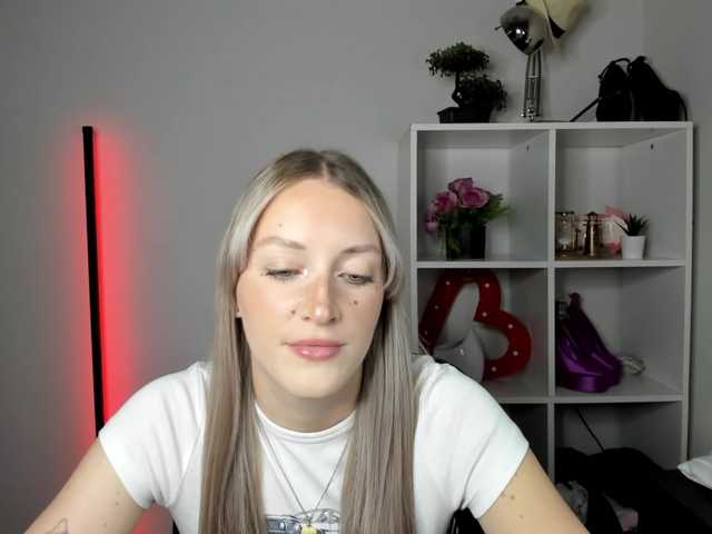 EvelynBlond
