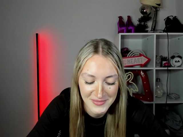 EvelynBlond