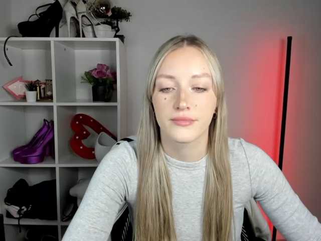 EvelynBlond