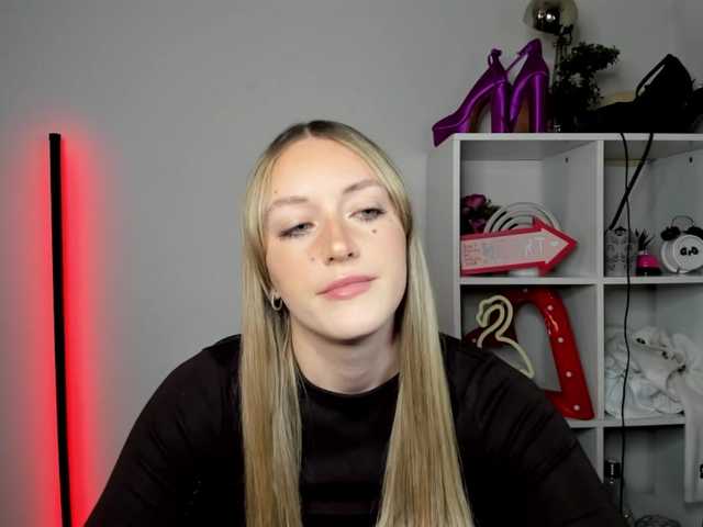 Preview of evelynblond26