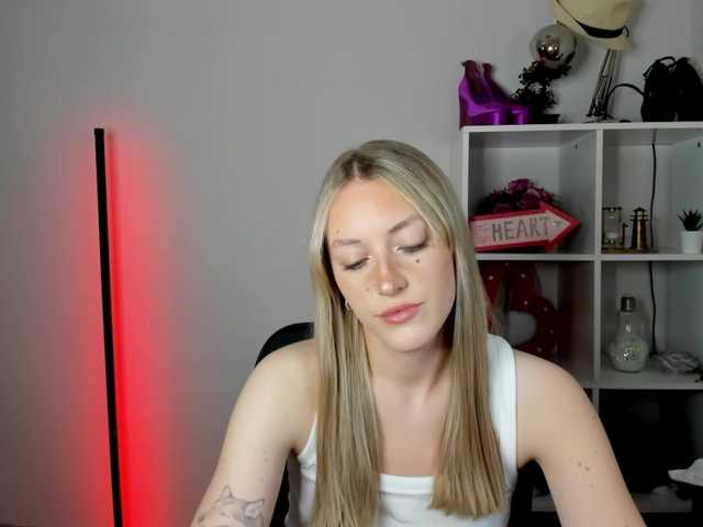 EvelynBlond