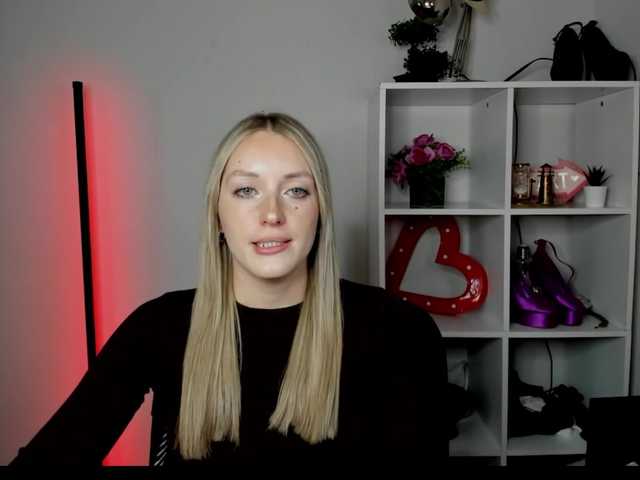 EvelynBlond