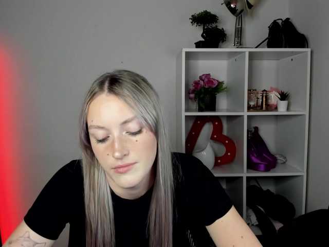 EvelynBlond