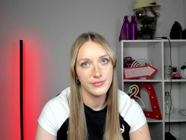 EvelynBlond