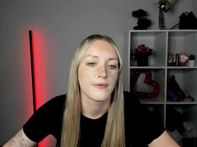 EvelynBlond