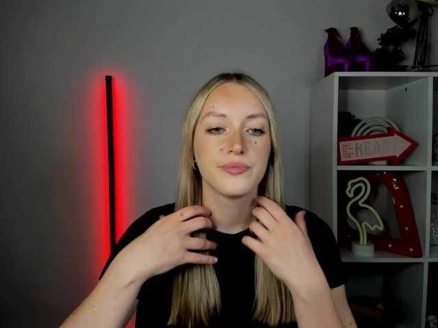 EvelynBlond