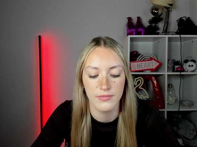 EvelynBlond