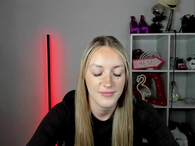 EvelynBlond