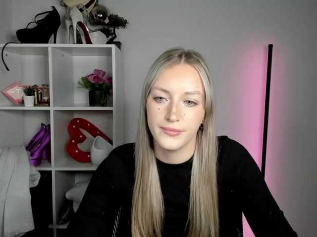 EvelynBlond