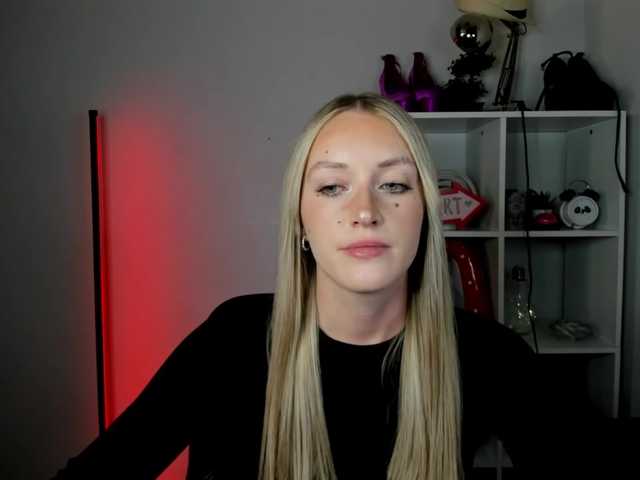 EvelynBlond
