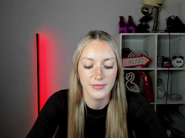 EvelynBlond