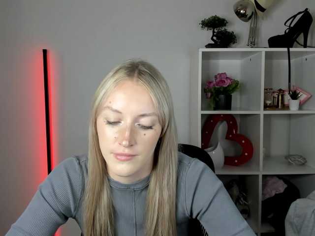 EvelynBlond