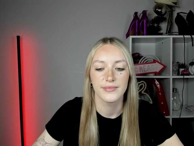 EvelynBlond