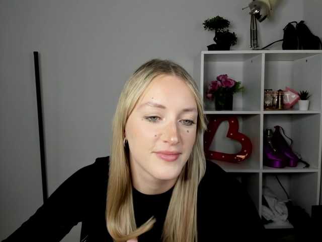 EvelynBlond
