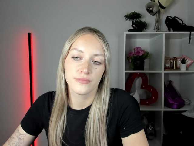 EvelynBlond