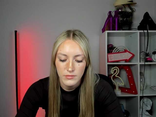 EvelynBlond