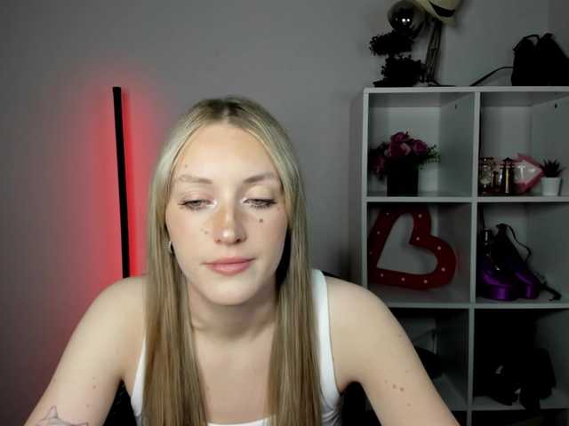 EvelynBlond