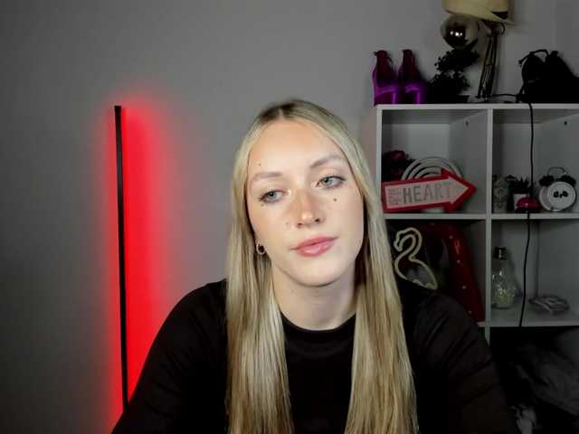 EvelynBlond
