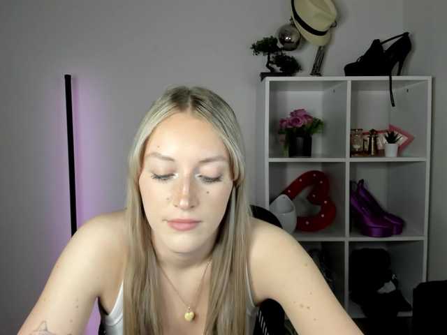 EvelynBlond