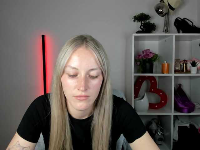 EvelynBlond