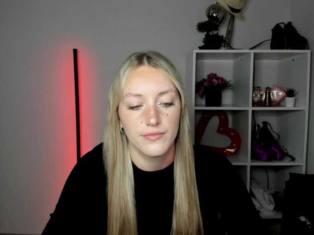 EvelynBlond