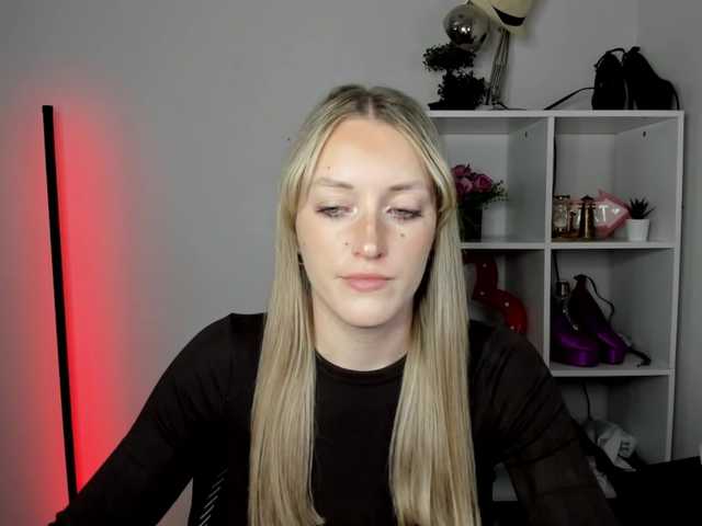 EvelynBlond
