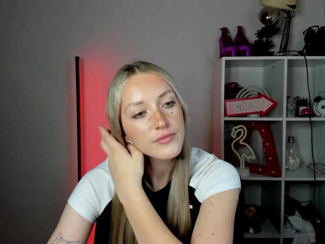 EvelynBlond