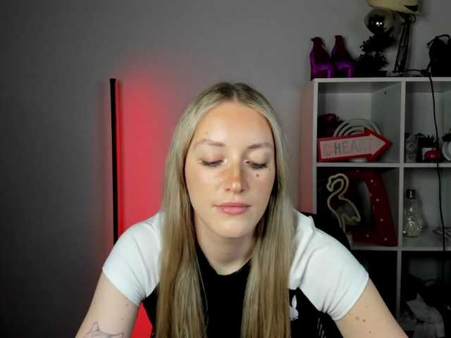 EvelynBlond