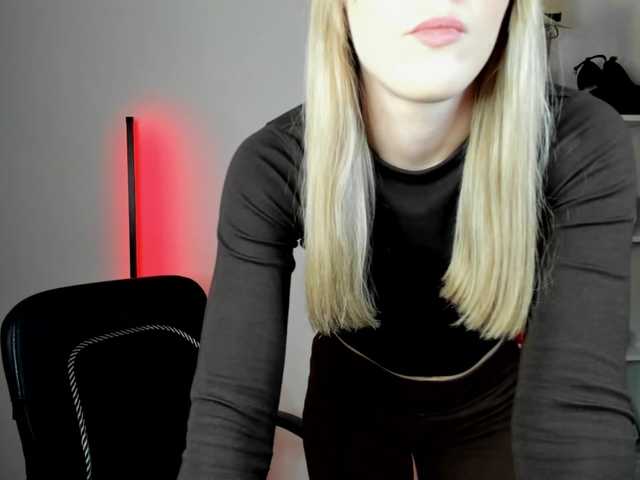 EvelynBlond