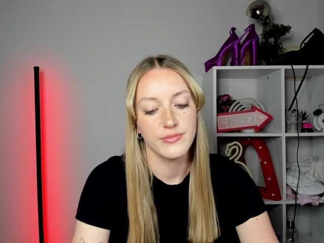 EvelynBlond