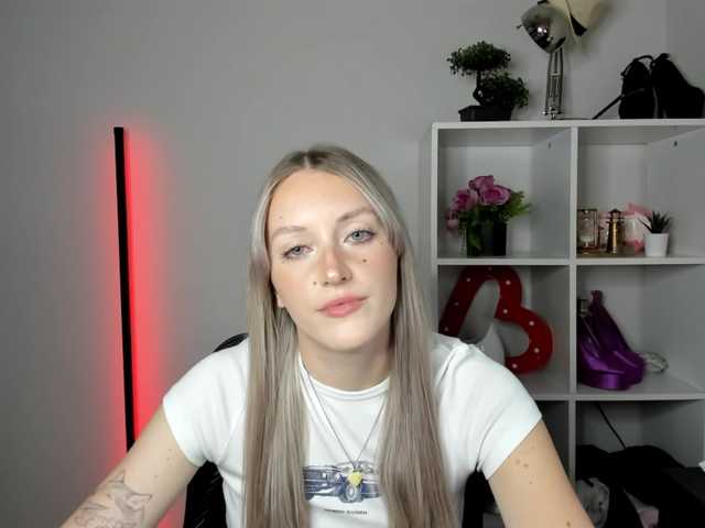 EvelynBlond