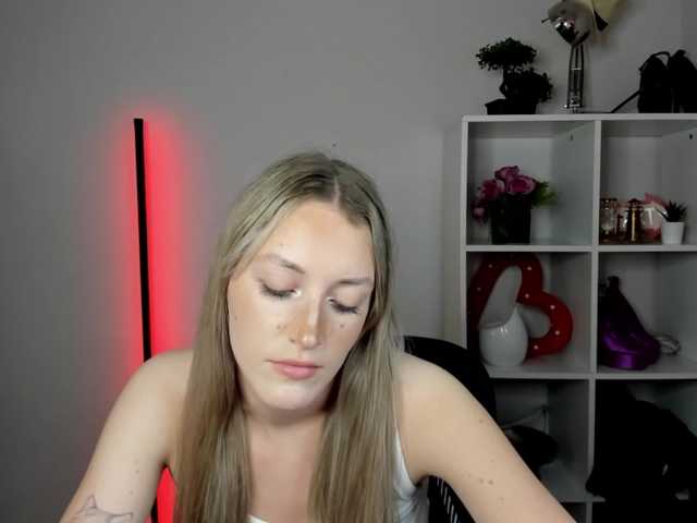 EvelynBlond