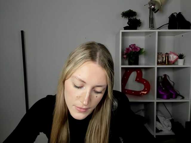 EvelynBlond
