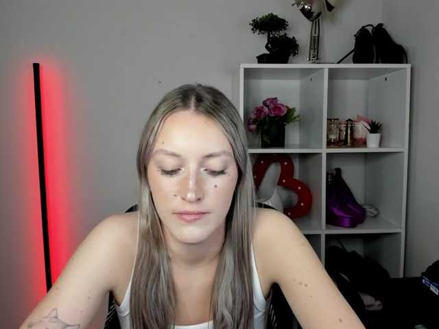 EvelynBlond
