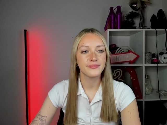 EvelynBlond