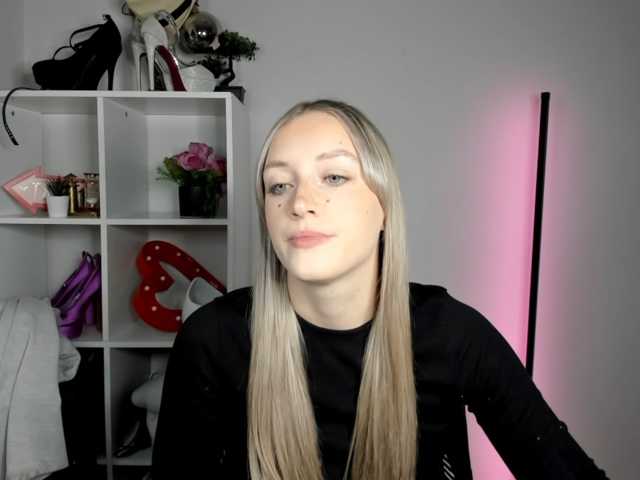 EvelynBlond