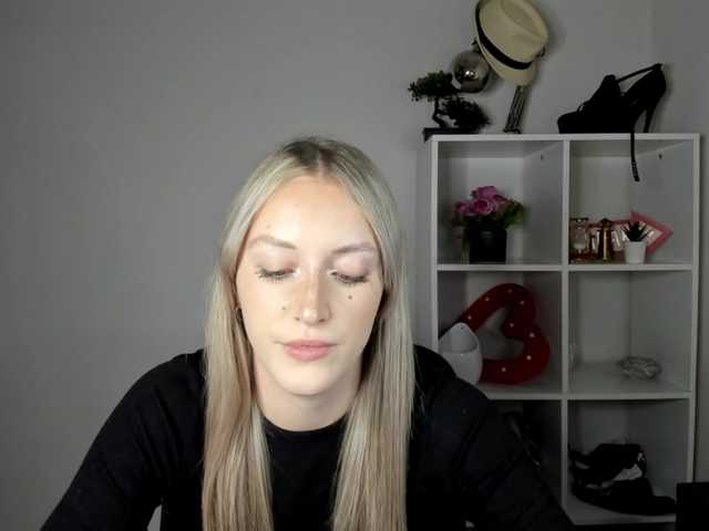 EvelynBlond