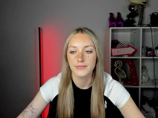 EvelynBlond
